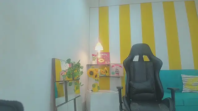 esmeralda_cuisman's cam snapshot