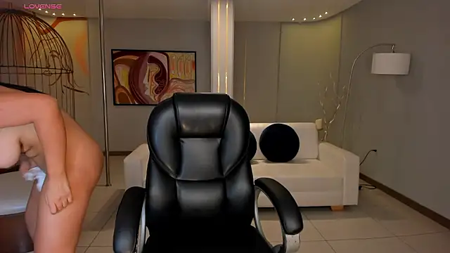 NatalieLewis's cam snapshot