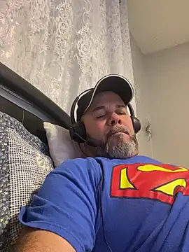 Cristian-Brayan's cam snapshot