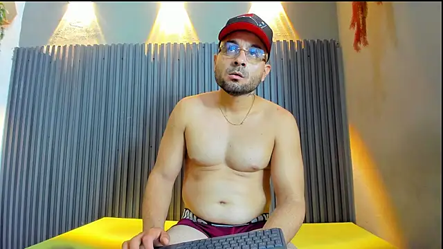 CHRISTIAN_PARKERR live sex cam