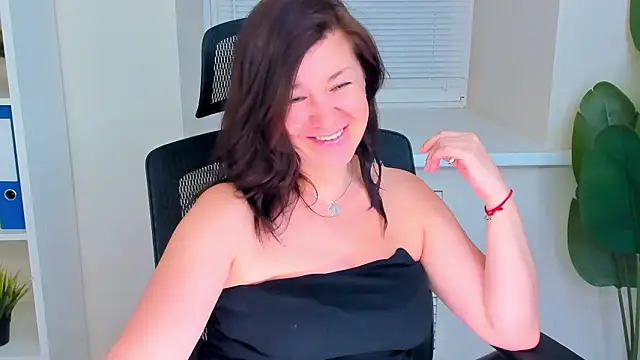 AnaMills's cam snapshot