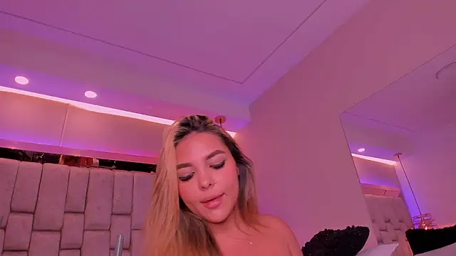 VioletaAbel's cam snapshot