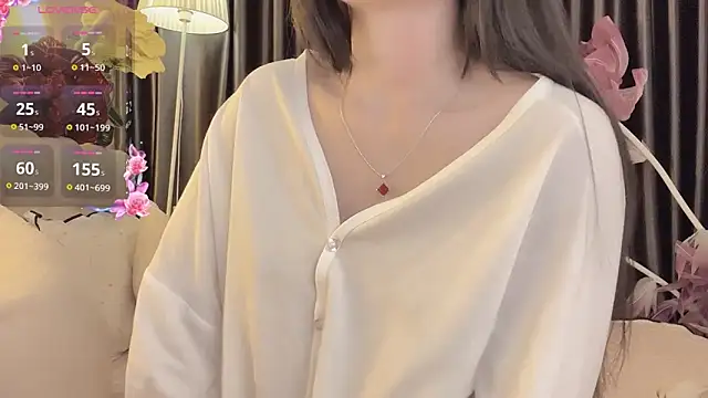 --102KymMiiss-- live sex cam