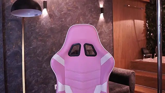 Ethan_occonor's cam snapshot