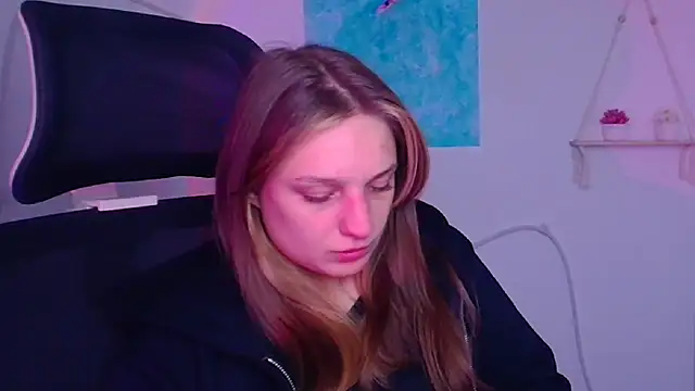 Katie_Rosiee's cam snapshot