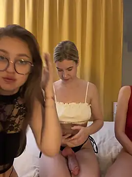 findwayout's cam snapshot