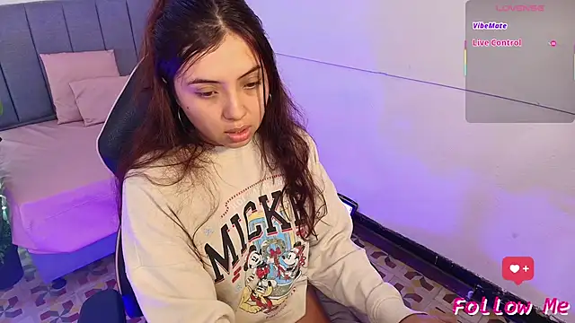 Ilyah_tay's cam snapshot