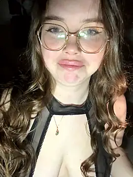 SugarMuse live sex cam