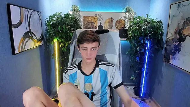 John_Weasley live sex cam