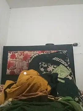 MaximoSualteza777 live sex cam