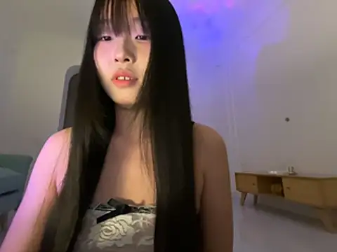 77momomo's cam snapshot