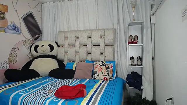 EMMA_SWEETT1 live sex cam