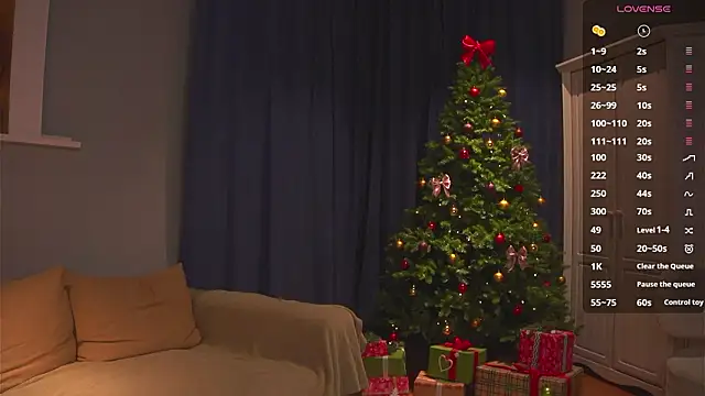 its_me_lissa_'s cam snapshot