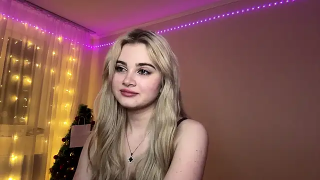 KariJarecke's cam snapshot