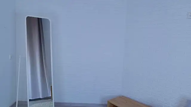 Kim_Redd's cam snapshot