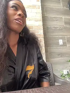 adaraSmiith's cam snapshot