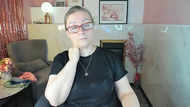 AlexandraKind's cam snapshot