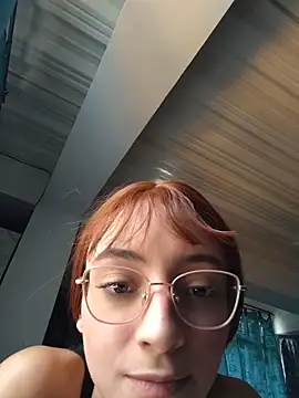 Dani-peggin's cam snapshot