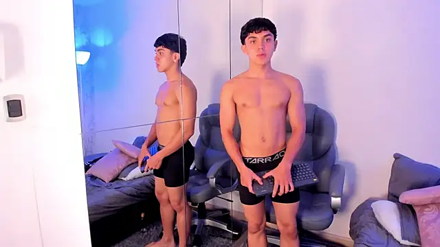 _TaylorBlack live sex cam