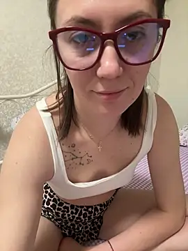 BeatriceTender live sex cam