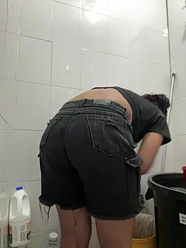 Kyra__Rose live sex cam