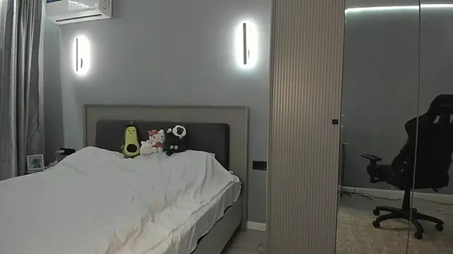 siaasian's cam snapshot