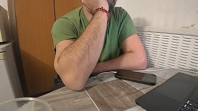 TARKAN1's cam snapshot