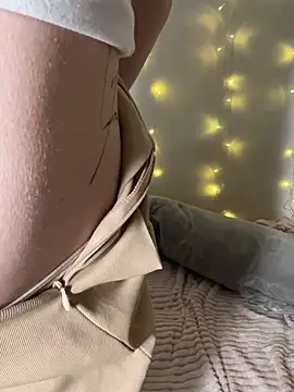 yoyogirlx live sex cam