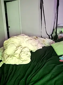 SpiderRose live sex cam