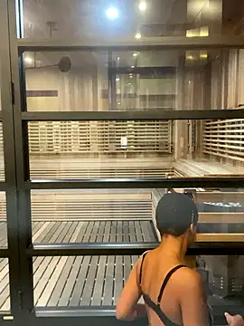 tia___fox's cam snapshot