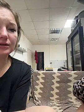 _Mila_Love's cam snapshot