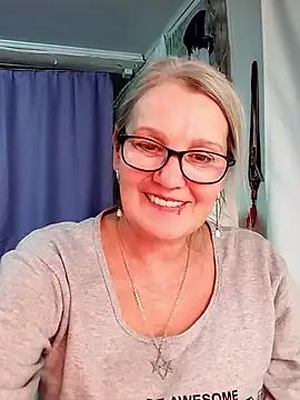 irinamaux live sex cam