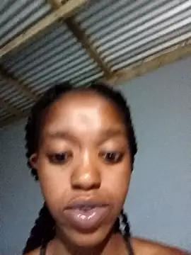 MNCANYANA live sex cam