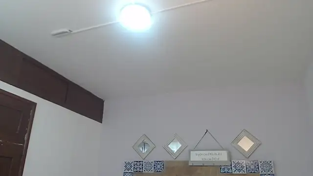 kylieBensoon's cam snapshot