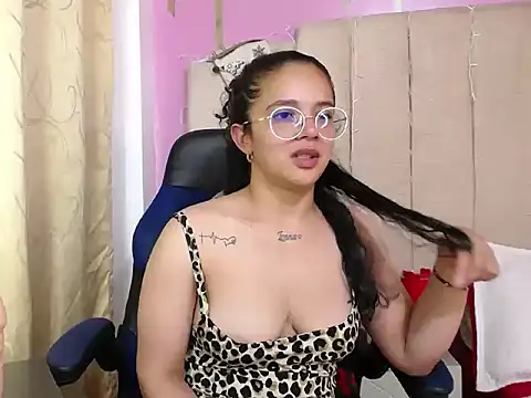 Coraliiine_'s cam snapshot