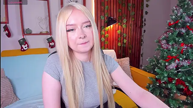 ChanelCarters's cam snapshot