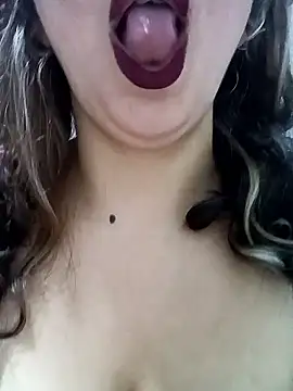 LINA-DALOUA's cam snapshot