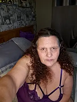 MissQueenBeex's cam snapshot