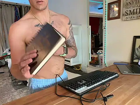 PeytonJohnn's cam snapshot