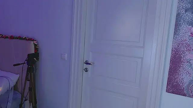 Kim_Redd's cam snapshot