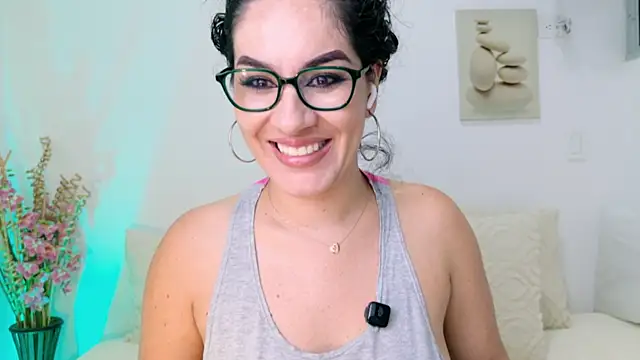 Pamela_Rosal's cam snapshot