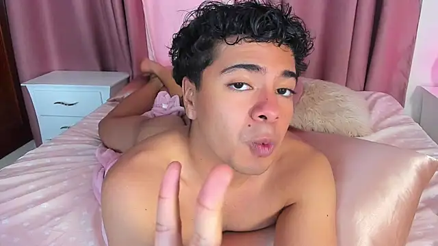 cherry_blossom77's cam snapshot