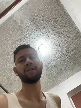 Michaell_Spinelly's cam snapshot