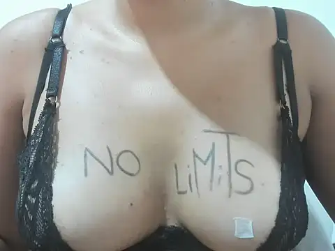 Valentinahot7 live sex cam