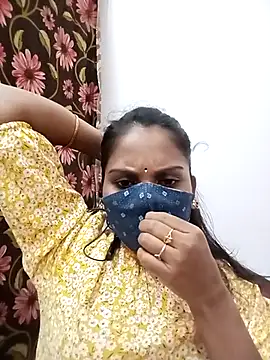 Tamil_roja17 live sex cam