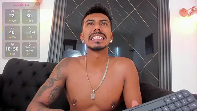 Latinmoster_boss live sex cam