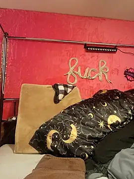 violentviolet68's cam snapshot