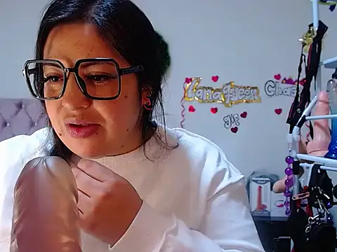 lanaqueen699's cam snapshot