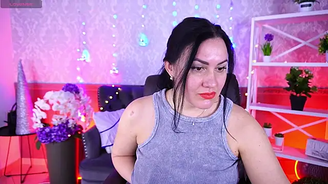 VelvetLuck's cam snapshot