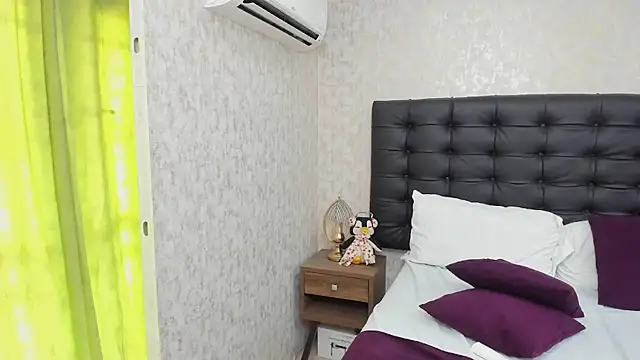 AmaliaDalton live sex cam